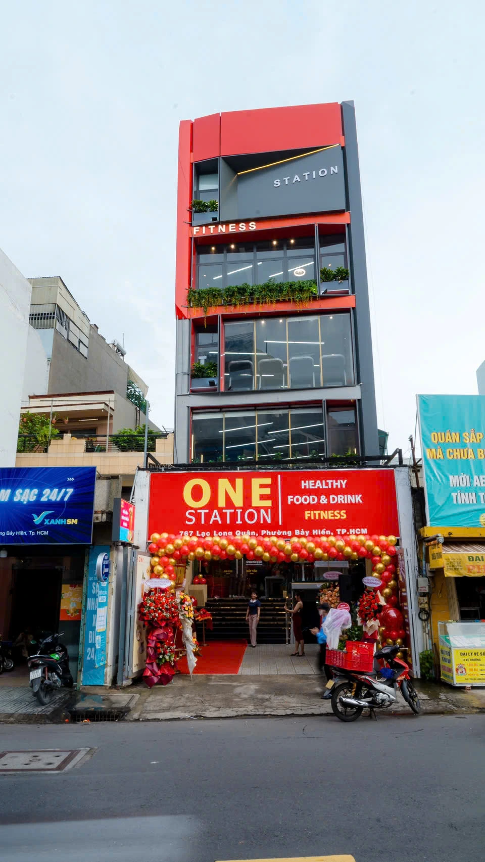 Tòa nhà ONE STATION FITNESS tại 767 Lạc Long Quân, TP.HCM